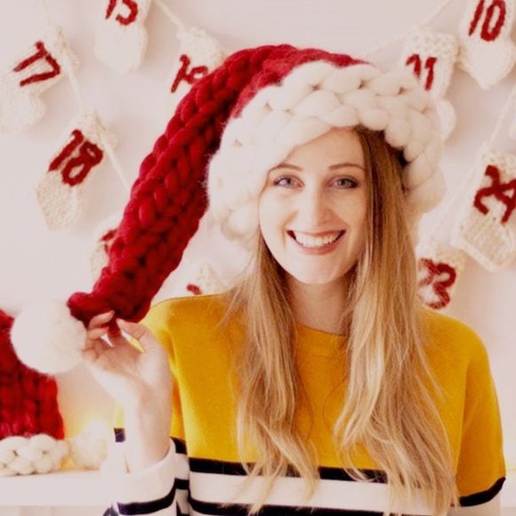 Santa Hat Chunky Knit Christmas Hat Slouchy Beanie Icelandic Yarn - Picture 3 of 3